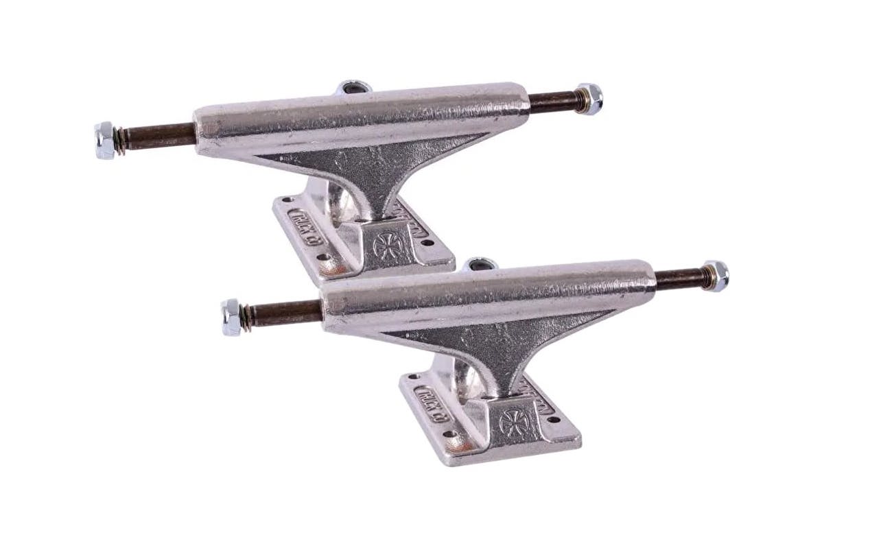 Adjusting trucks on your new skateboard School of Skate