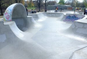 victoria park skatepark bowl